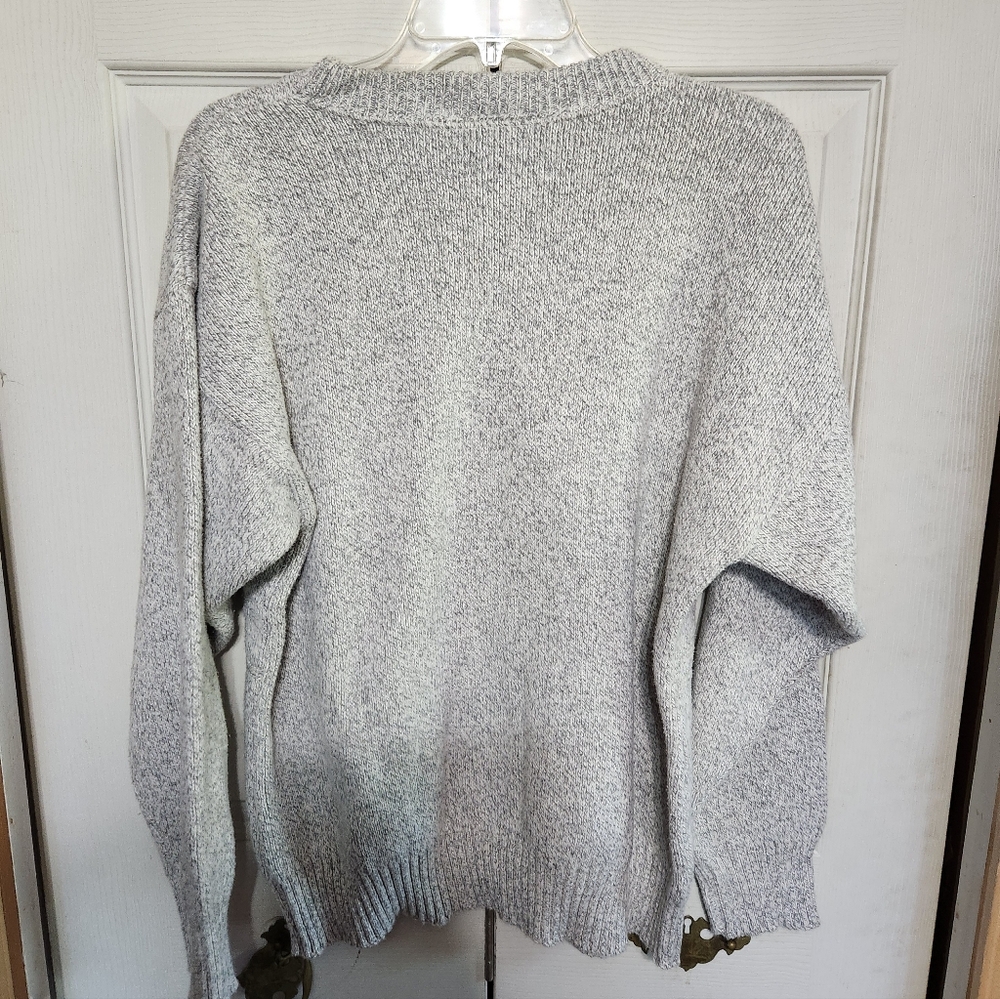 Womens Gray Sweater with American Flag Design - Picture 7 of 9